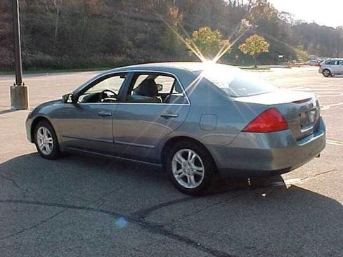 Used 2007 Honda Accord SE image 7