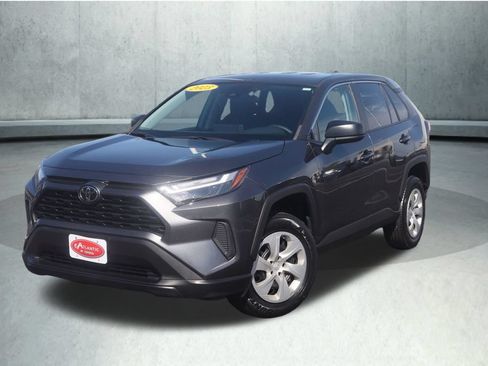 Used 2023 Toyota RAV4 LE AWD/4WD image 20