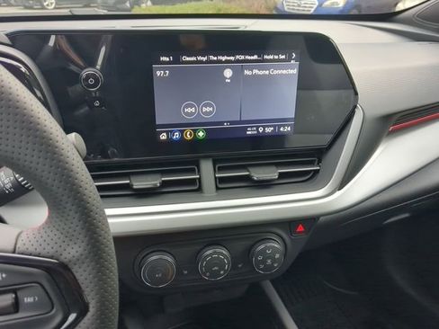 New 2026 Chevrolet Trax RS w/ Driver Confidence Package image 30