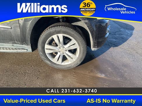 Used 2011 Mercedes-Benz GL 450 4MATIC image 33