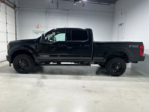 Used 2021 Ford F350 Lariat image 17