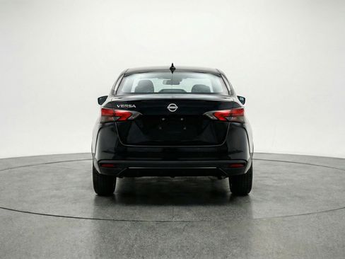 Used 2025 Nissan Versa SV image 7
