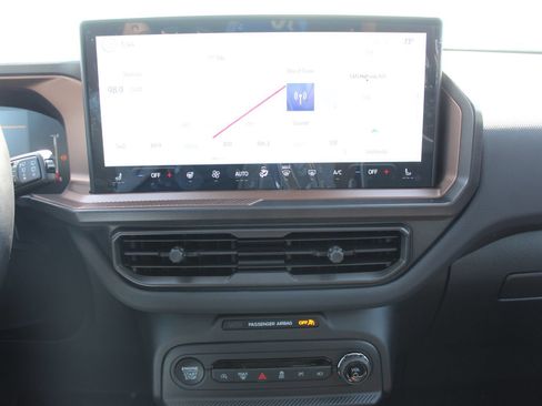 New 2026 Ford Bronco Sport Outer Banks w/ Outer Banks Tech Package+ AWD/4WD image 40