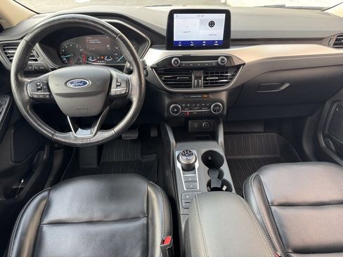 Certified 2020 Ford Escape SEL image 27