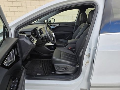 Used 2024 Audi Q4 e-tron Premium Plus w/ Premium Plus image 20