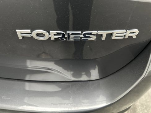 Used 2024 Subaru Forester Premium image 13