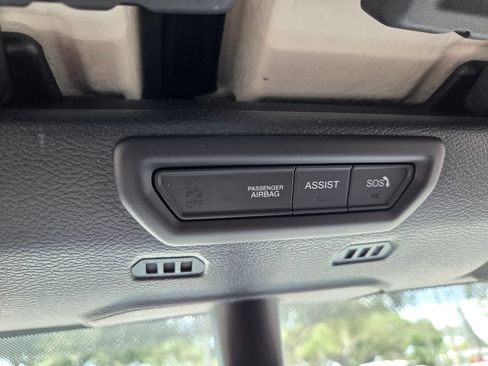 Used 2023 Jeep Gladiator Overland AWD/4WD image 33
