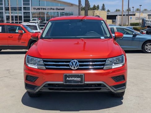 Used 2018 Volkswagen Tiguan S FWD image 2