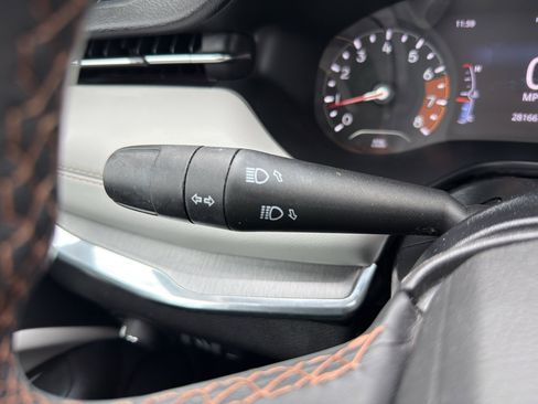 Used 2022 Jeep Compass Limited AWD/4WD image 17