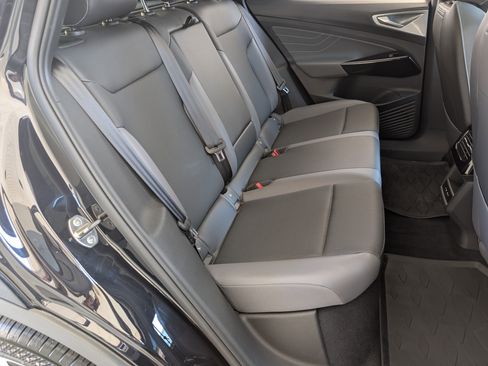 Used 2023 Volkswagen ID.4 Pro S image 20