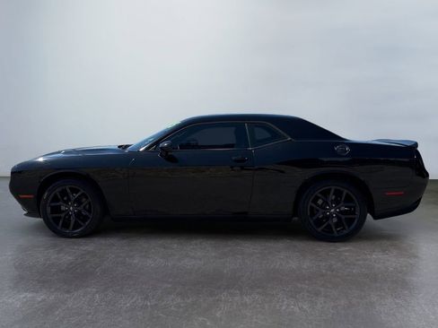 Used 2020 Dodge Challenger SXT w/ Blacktop Package RWD image 6