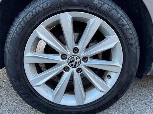 Used 2012 Volkswagen Passat 2.5 SEL Premium FWD image 34
