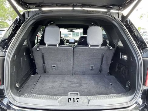 Certified 2020 Ford Explorer XLT w/ Equipment Group 202A RWD image 33