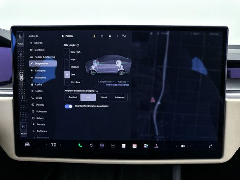 Used 2022 Tesla Model X Plaid image 25
