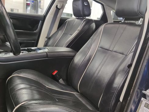 Used 2016 Jaguar XJ AWD/4WD image 27