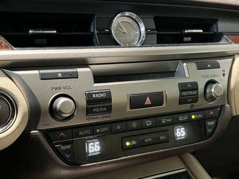 Used 2018 Lexus ES 350 w/ Premier Package FWD image 23