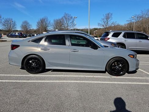 Used 2025 Honda Civic Sport image 10