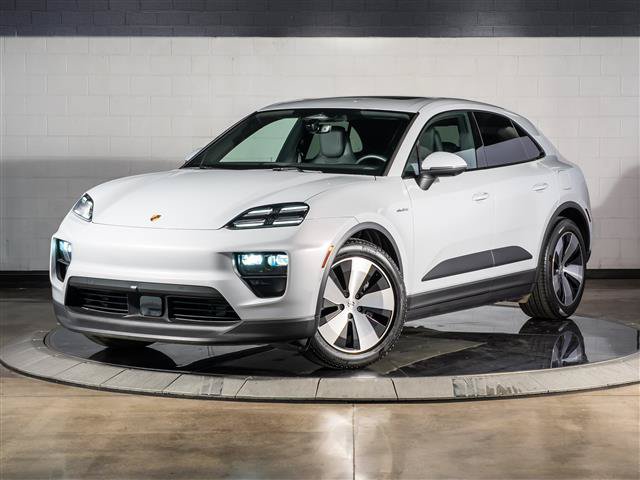 Used 2026 Porsche Macan Electric RWD image 1