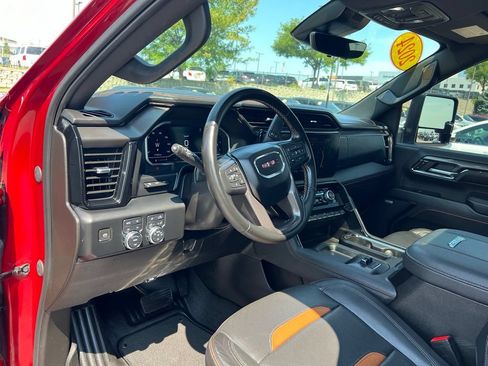 Used 2024 GMC Sierra 2500 AT4 w/ Technology Package AWD/4WD image 20