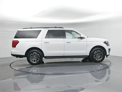Certified 2024 Ford Expedition Max XLT image 33