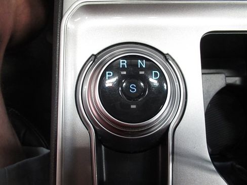 Used 2024 Ford Edge SEL AWD/4WD image 28