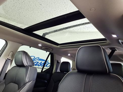 Used 2023 Honda Pilot Elite image 16