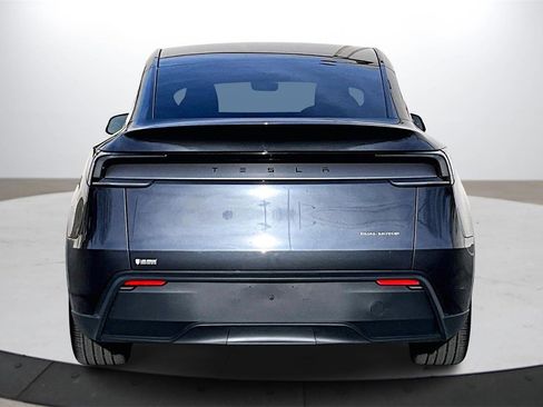 Used 2026 Tesla Model Y AWD image 7