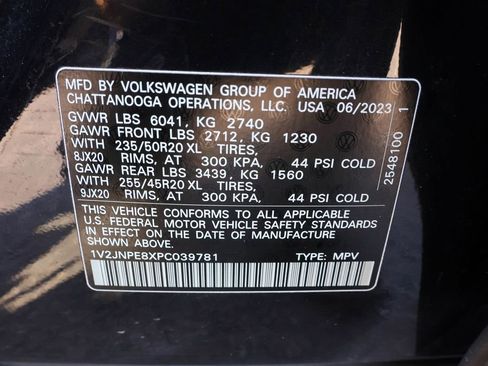 Certified 2023 Volkswagen ID.4 Pro S Plus image 44