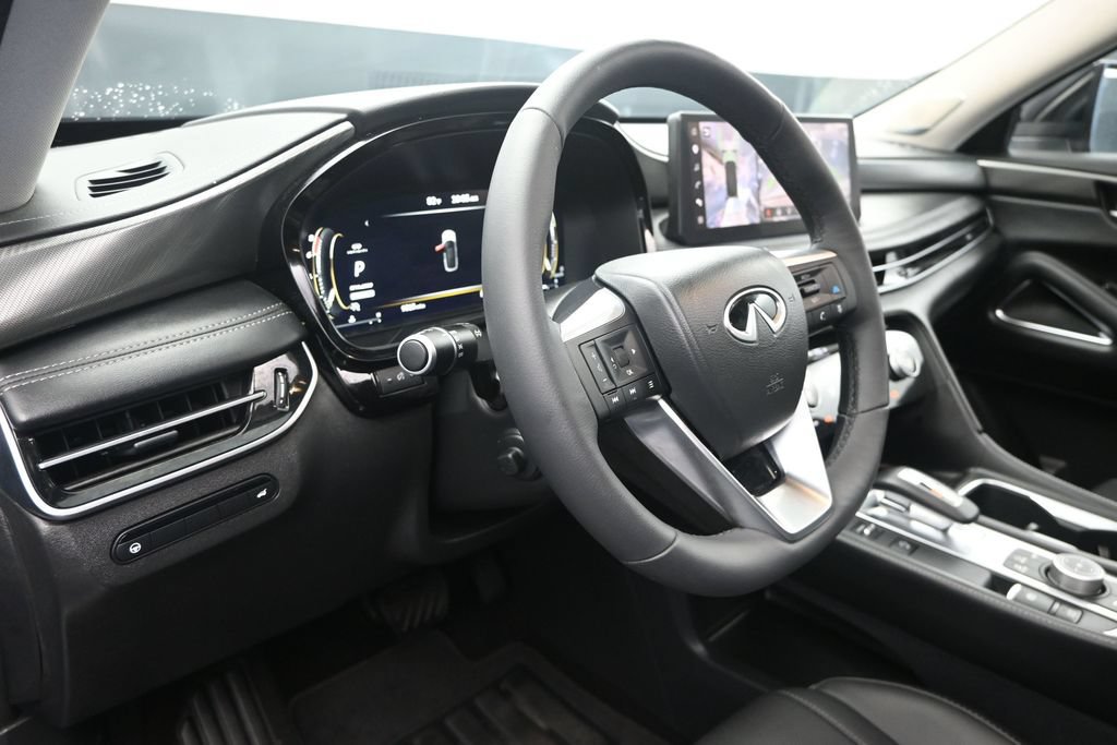 Certified 2026 INFINITI QX60 Luxe w/ Cargo Package FWD image 12