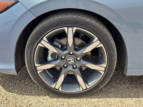 Used 2025 Honda Civic Sport Touring image 10