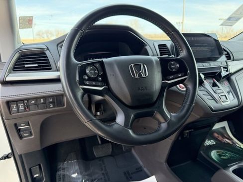 Used 2018 Honda Odyssey EX-L image 20