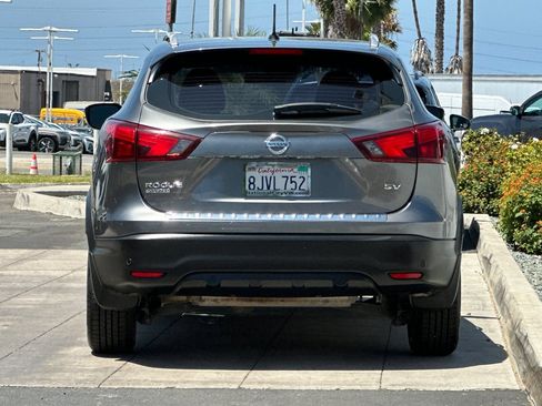 Used 2019 Nissan Rogue Sport SV FWD image 5
