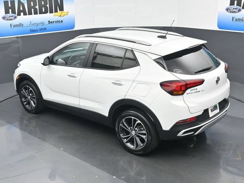 Used 2022 Buick Encore GX Select FWD image 25