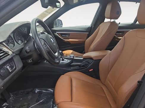 Used 2017 BMW 330e RWD image 9