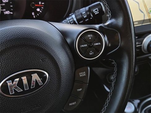 Used 2019 Kia Soul + w/ Audio Package image 27
