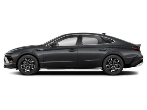 Used 2025 Hyundai Sonata SEL FWD image 4