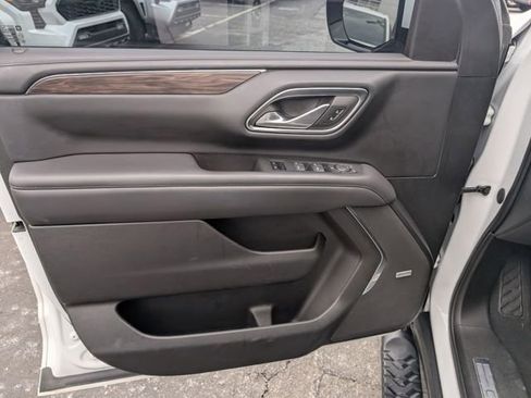 Used 2023 Chevrolet Tahoe Z71 image 14