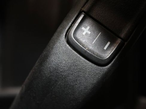 Used 2020 Chevrolet Silverado 1500 LT AWD/4WD image 26