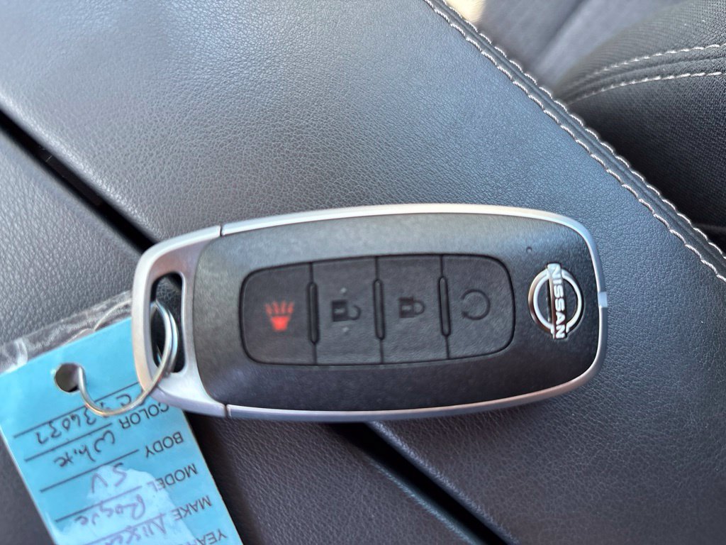 Certified 2023 Nissan Rogue SV AWD/4WD image 32