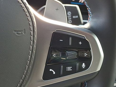 Certified 2025 BMW X7 M60i image 26