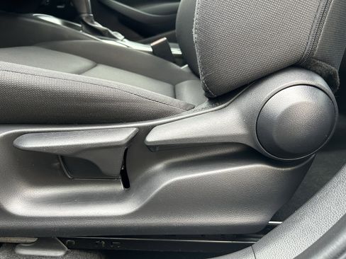 Certified 2023 Toyota Corolla LE image 14