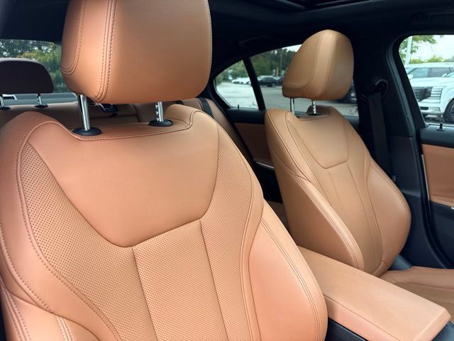 Used 2023 BMW 330i xDrive Sedan w/ Premium Package AWD/4WD image 27