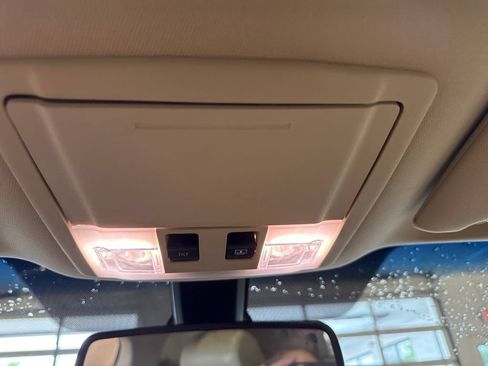 Used 2018 Lincoln MKT AWD w/ Technology Package image 36
