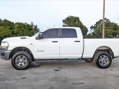 Used 2024 RAM 2500 Big Horn w/ Off Road Package AWD/4WD image 3