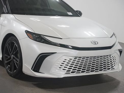 Certified 2025 Toyota Camry XSE FWD image 4