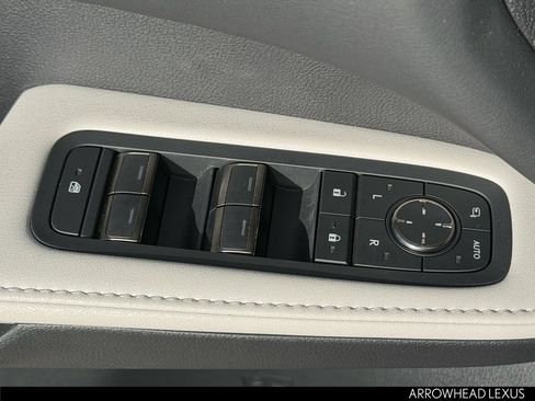 Used 2024 Lexus RX 350 Premium w/ Accessory Package (Z1) FWD image 18
