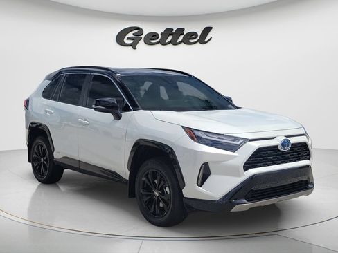 Certified 2024 Toyota RAV4 XSE AWD/4WD image 3