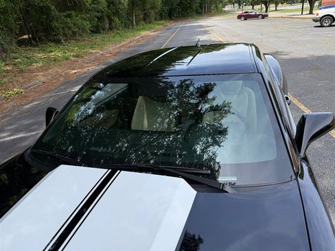 Used 2010 Chevrolet Camaro SS RWD image 14