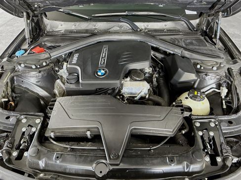 Used 2017 BMW 320i Sedan image 30