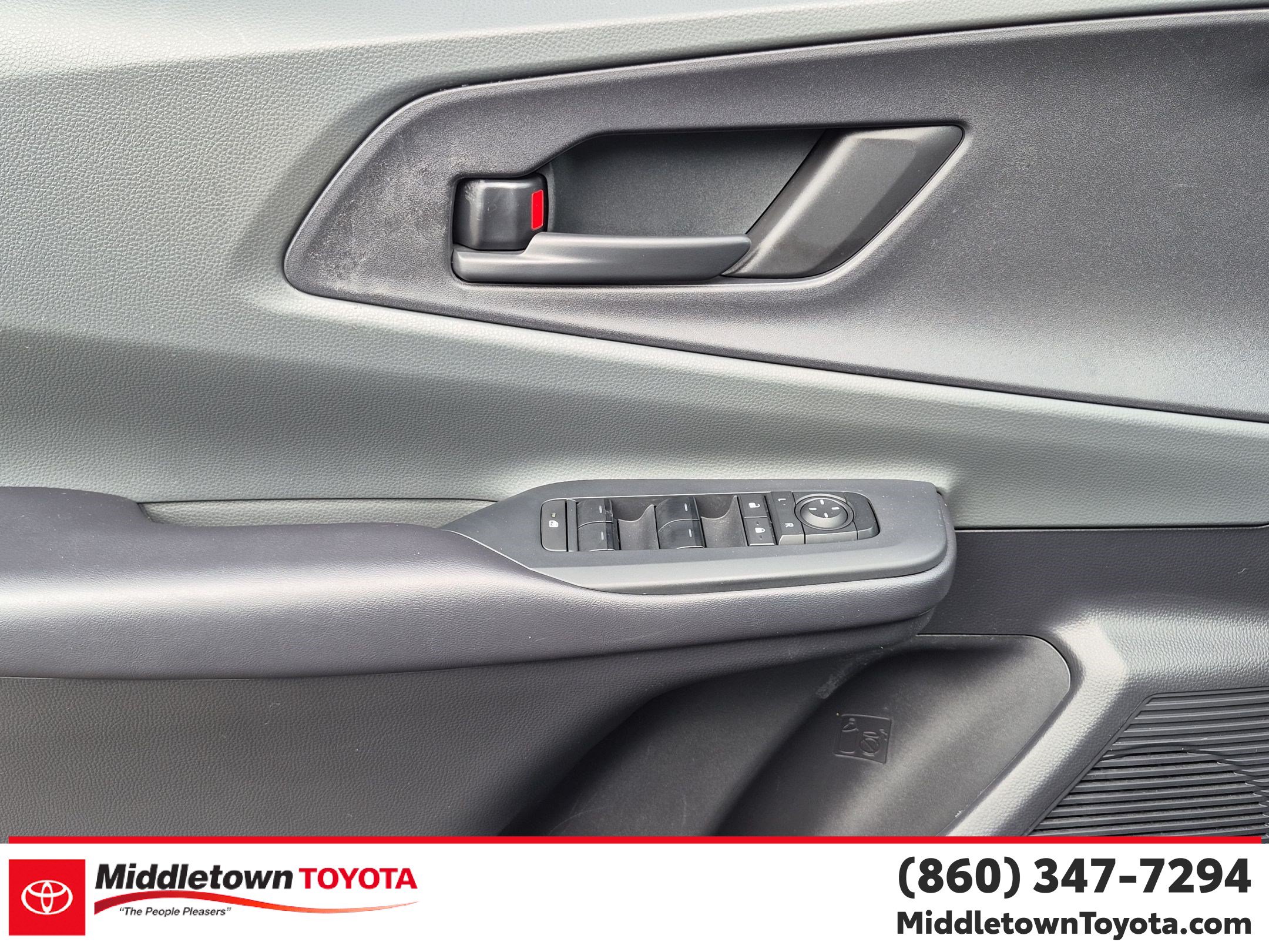 Certified 2023 Toyota Prius LE FWD image 9